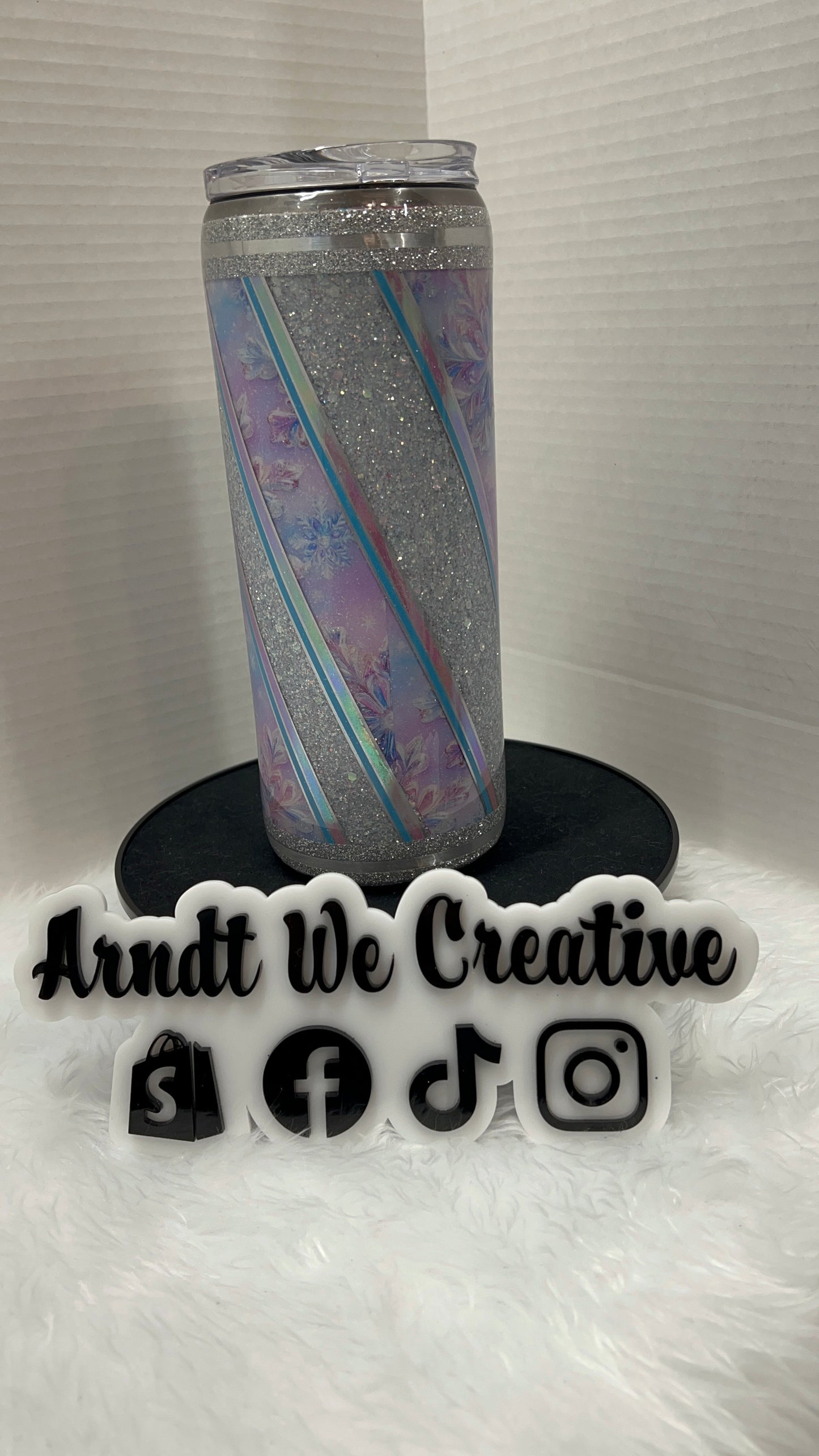 Ready to Ship - 25oz Skinny Tumbler (Snowflakes)