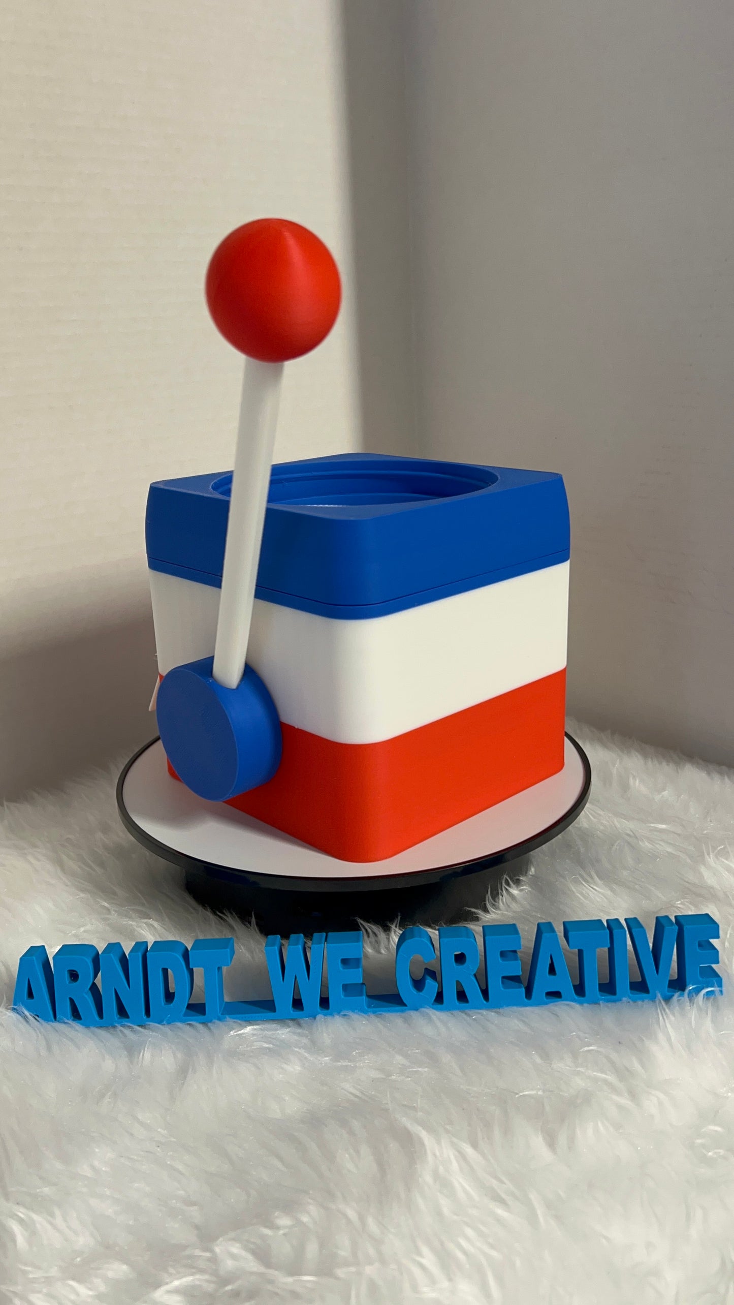 3D Printed Candy Machine (USA)