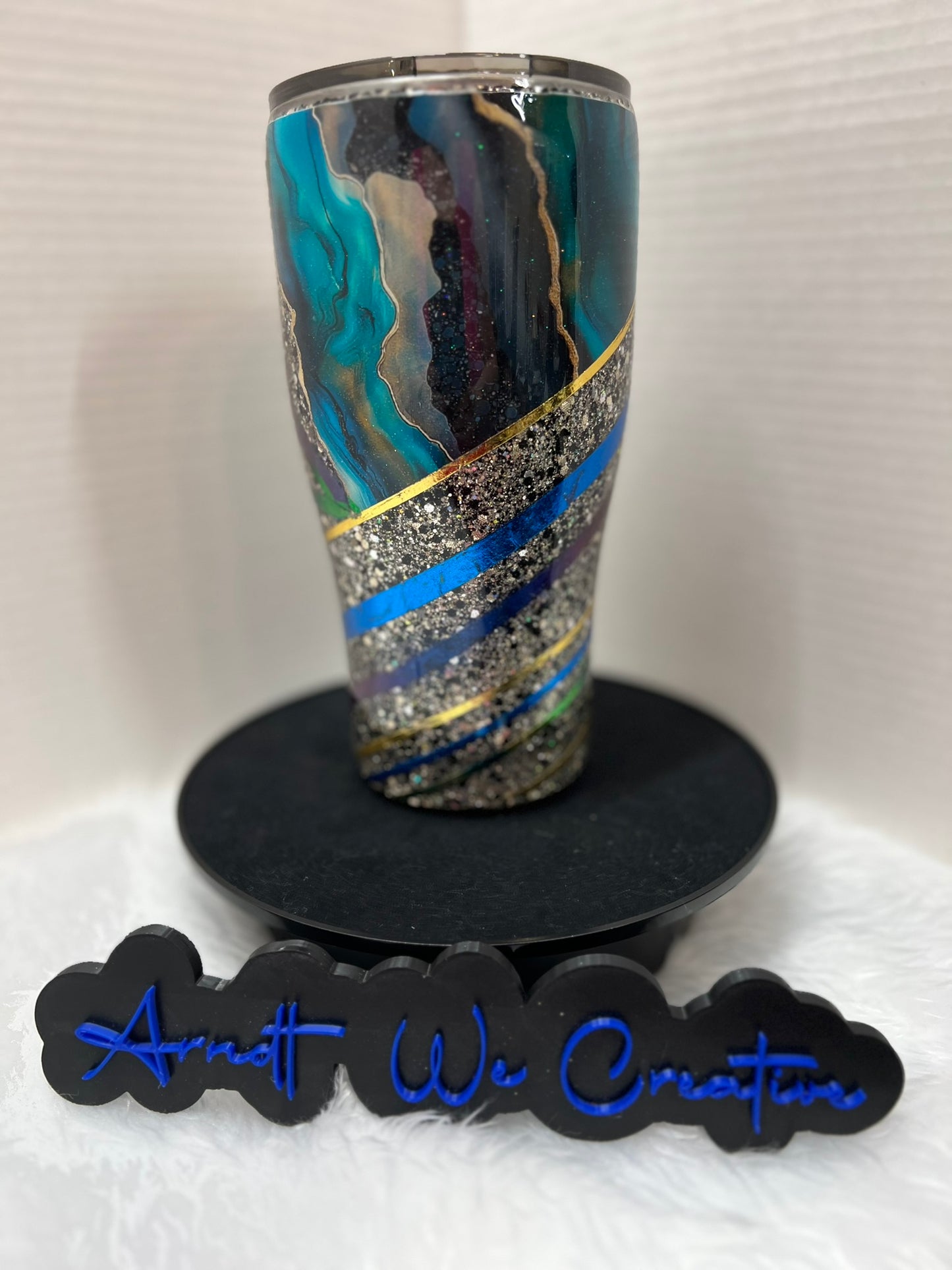 Ready to Ship - 30oz Modern Curve Tumbler (Black & Gold glitter)